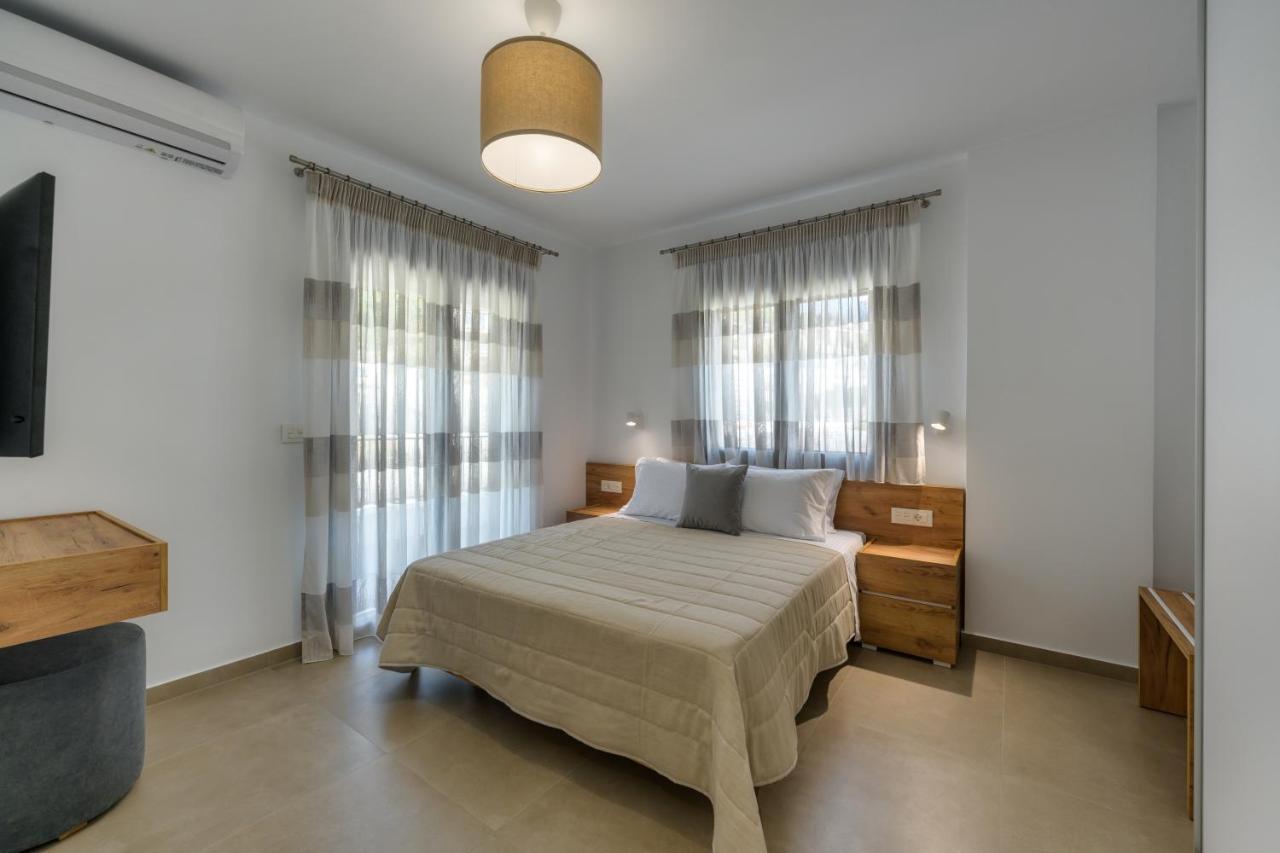 Suites Of Happiness Парга Екстер'єр фото